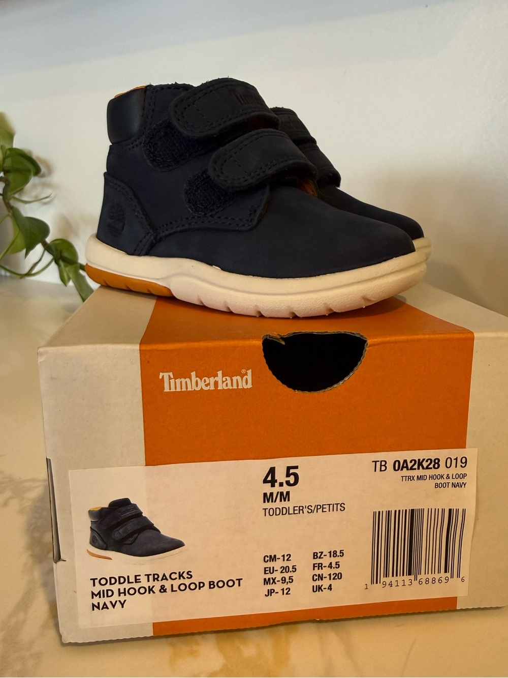 Timberland Toddler.  Navy blue. NEW.